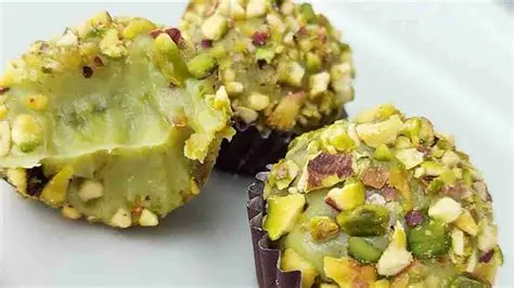 GOURMET PISTACHIO BRIGADEIRO