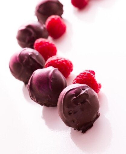 RASPBERRY DARK CHOC. TRUFFLE