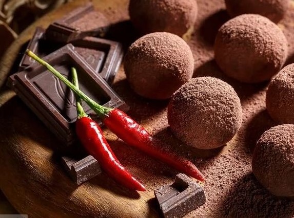 RED CHILLI & RUM TRUFFLE
